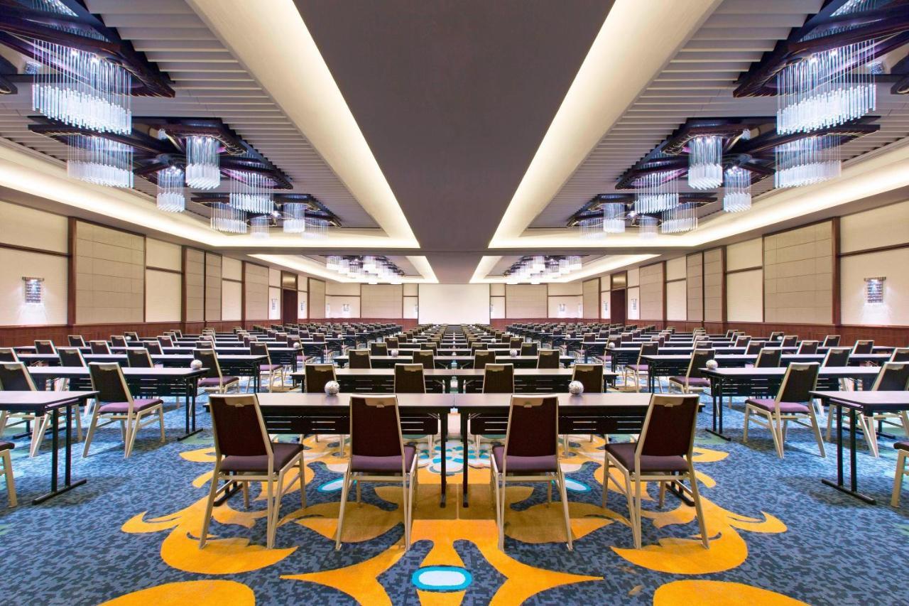 Sheraton Bali Kuta Resort Kuta Lombok Exterior foto The Grand Ballroom