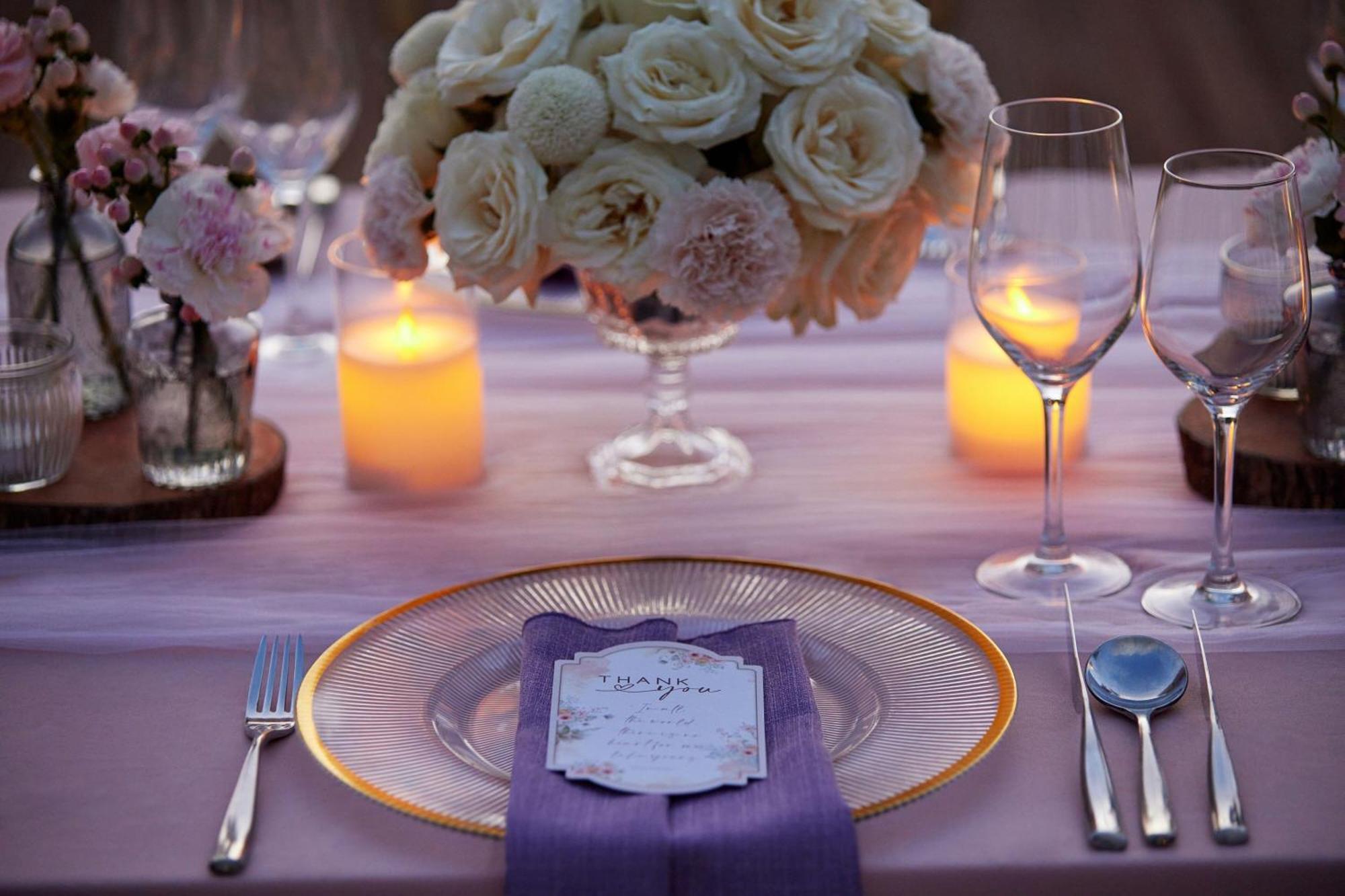 Sheraton Bali Kuta Resort Kuta Lombok Exterior foto A place setting