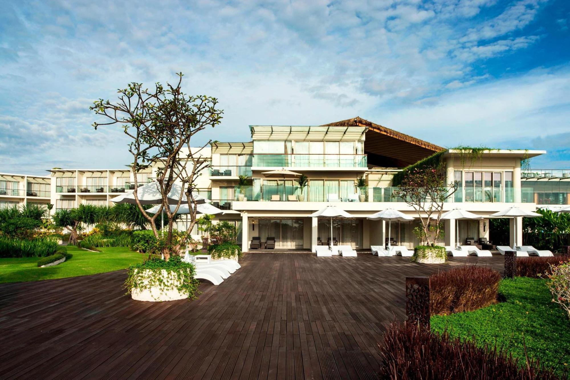Sheraton Bali Kuta Resort Kuta Lombok Exterior foto The Oberoi, Mumbai