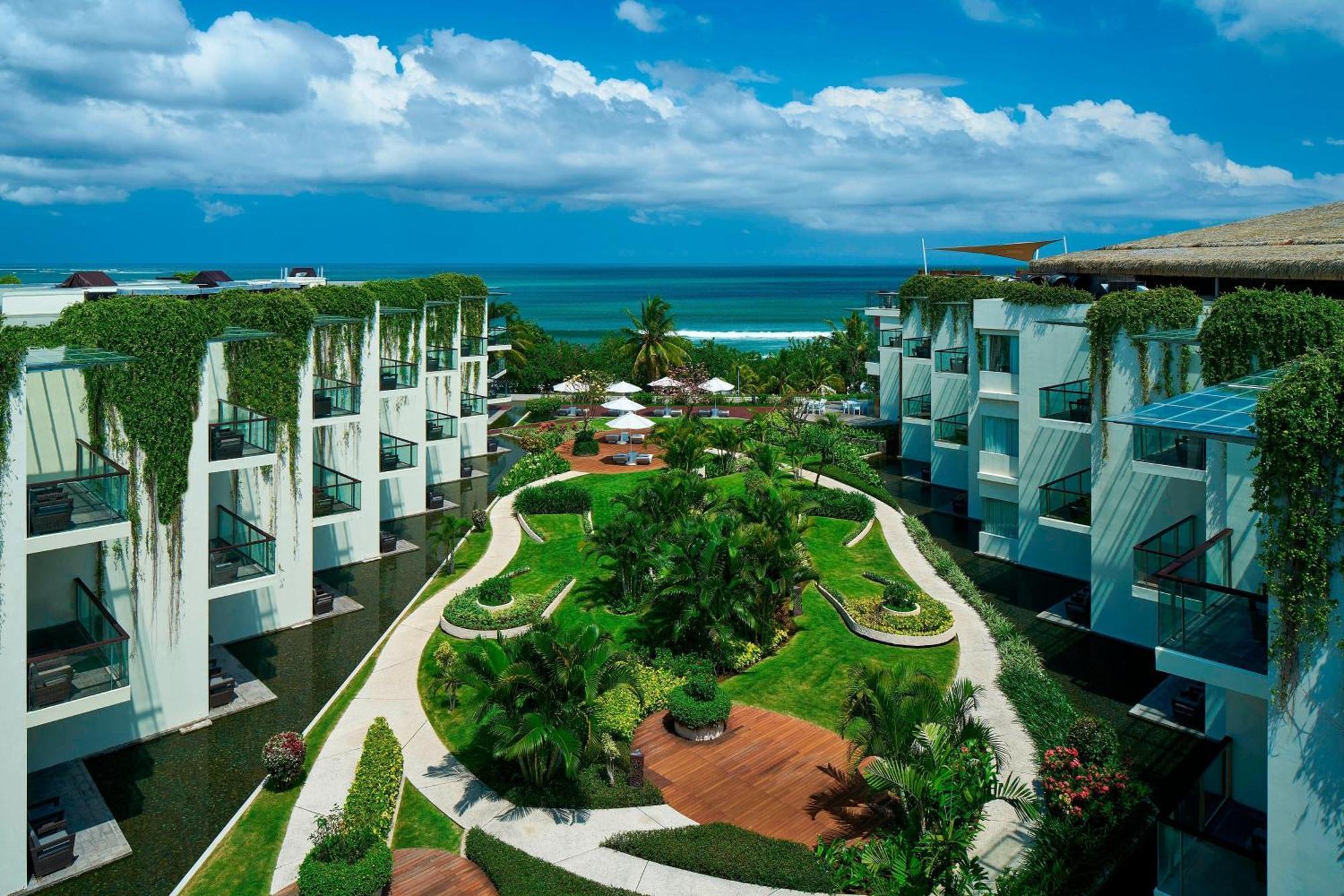 Sheraton Bali Kuta Resort Kuta Lombok Exterior foto The Grand at Moon Palace
