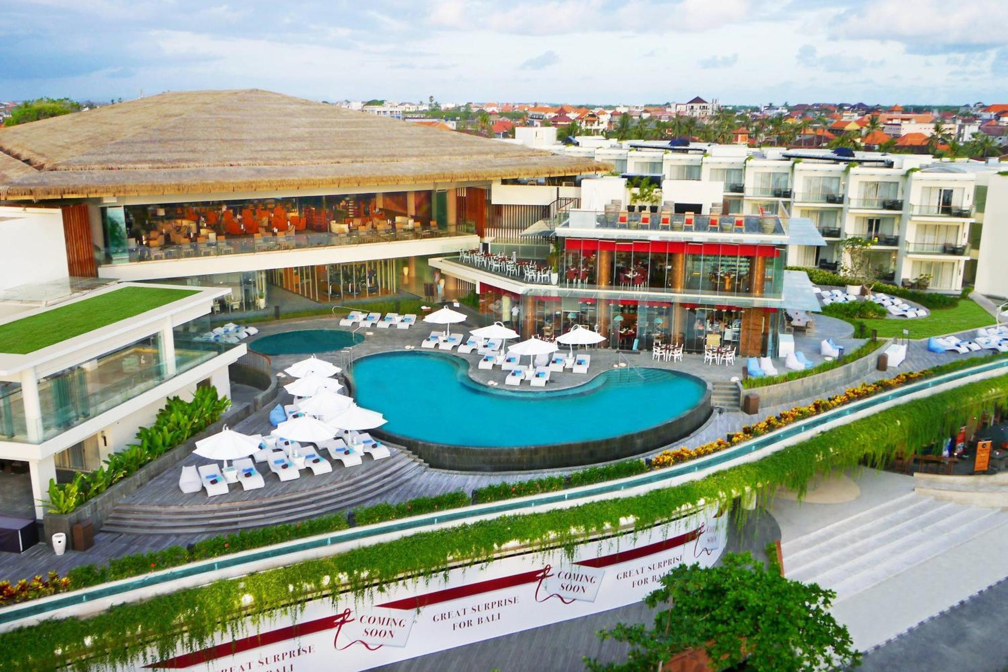 Sheraton Bali Kuta Resort Kuta Lombok Exterior foto The Village